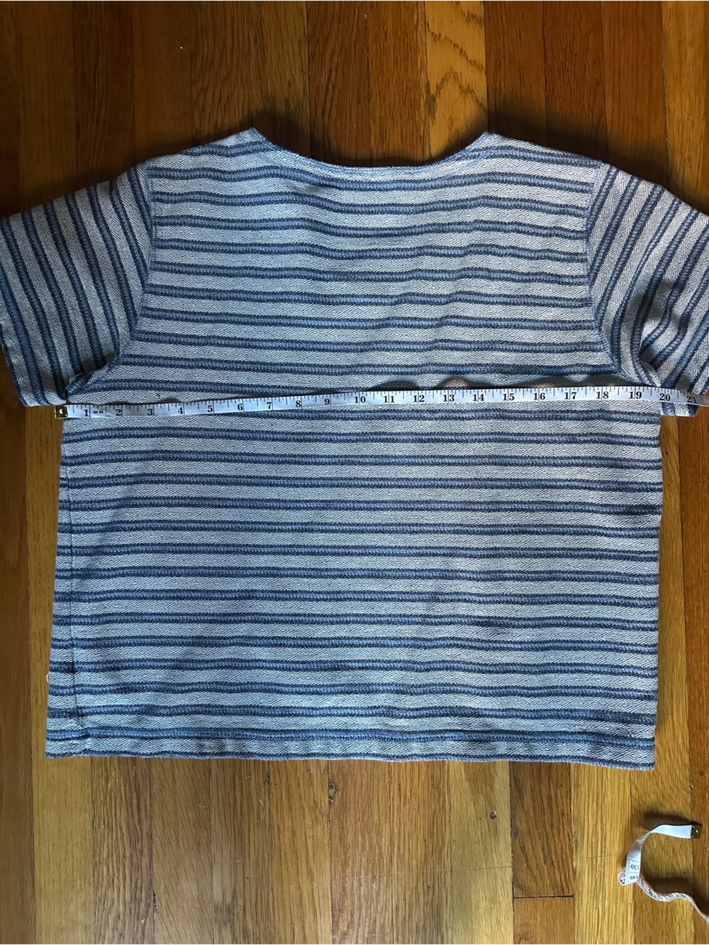 Vintage Liz Claiborne Blue Striped Texted Knit Top - Picture 4 of 5